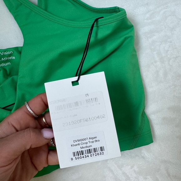 District Vision Khanti Crop Top Bra - Picture 2 of 6